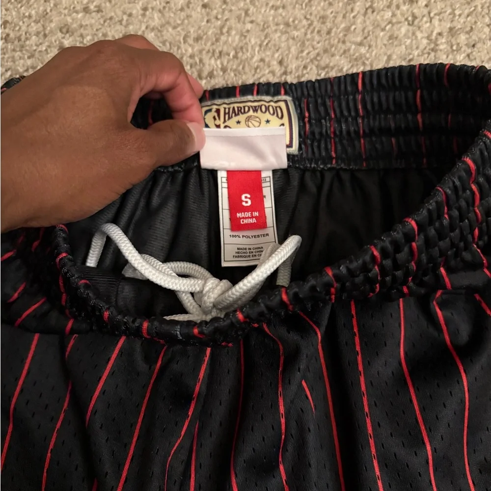 Mitchell & Ness Black and Red Chicago Bulls Athletic Shorts - Picture 3 of 4
